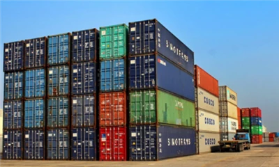 Containerpriserna stiger när kinesiska företag kämpar för att klara av Röda h...